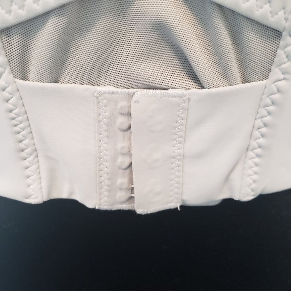 Athleta Gigi High Impact Padded Sports Bra Strappy Back Size Small - Picture 5 of 8